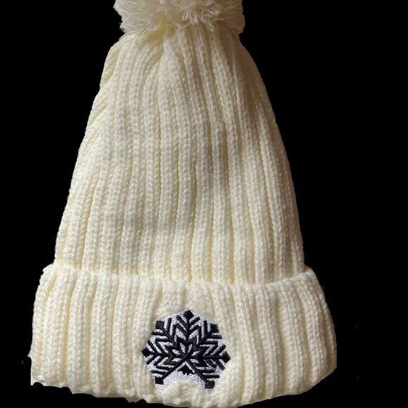 NIP The Winter Brand PomPom Beanie OS - Picture 1 of 4